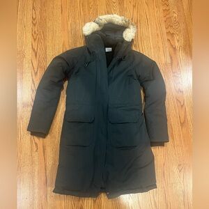 Columbia Black Hooded Parka Size Medium